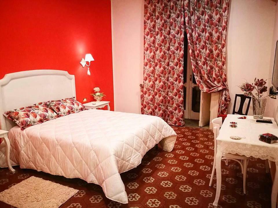 B&B Resta Cu Mme ナポリ エクステリア 写真