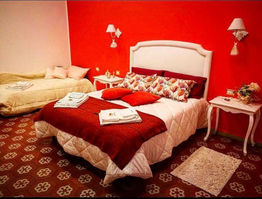 B&B Resta Cu Mme ナポリ エクステリア 写真